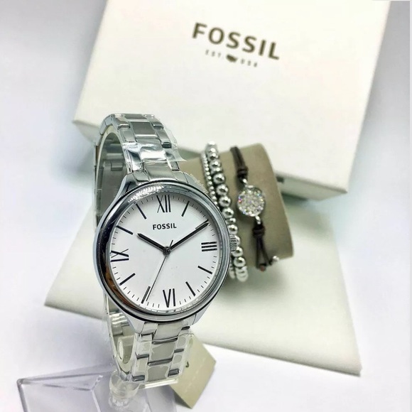 Fossil Accessories - 🌷 FOSSIL WATCH/BRACELET SET